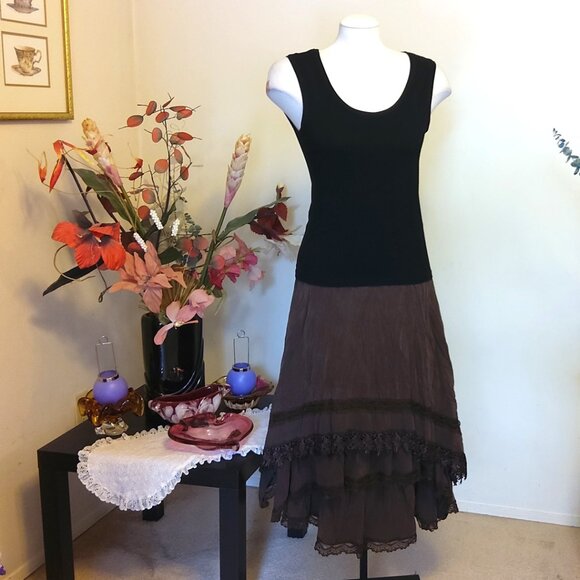NWT Women Brown 3-Layers of Tiered Ruffle Lace Design Midi Skirt L 12 - Picture 10 of 12